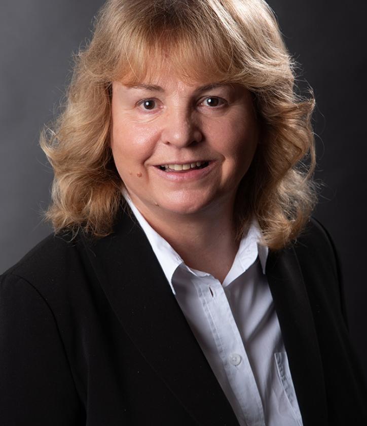 Prof. Dr. habil. Kálmán Anikó